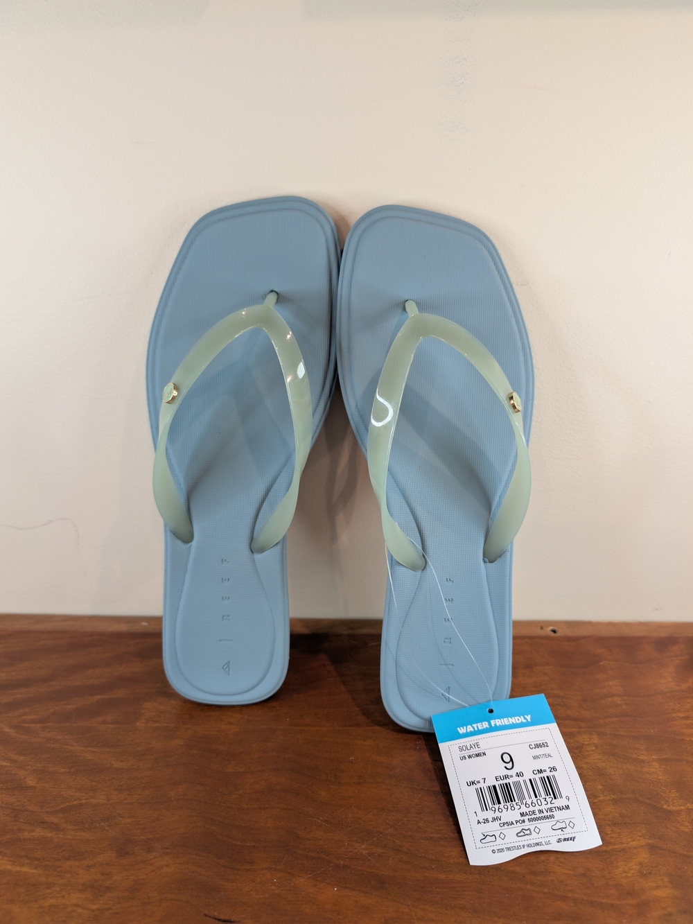 Reef Solaye Women's Blue Flat Flip Flops Sz 9
